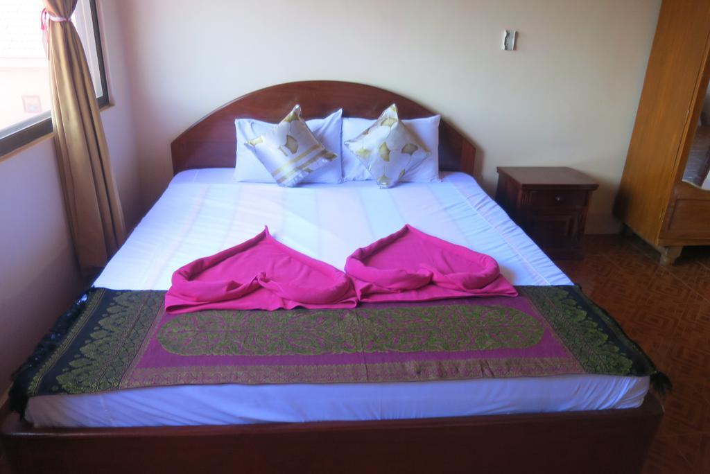 Kampot Guesthouse Bagian luar foto