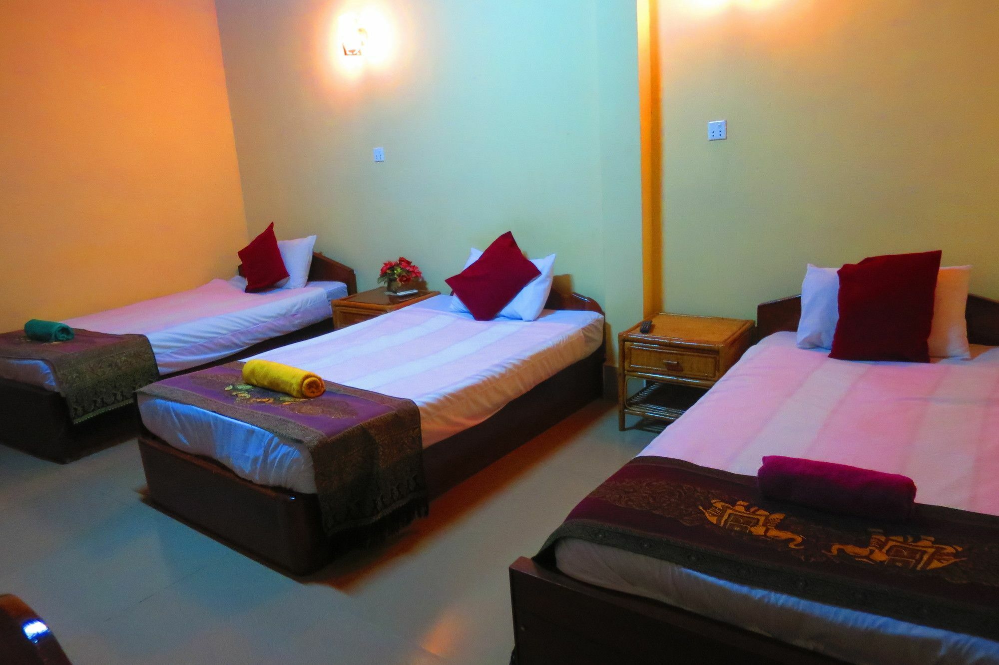 Kampot Guesthouse Bagian luar foto