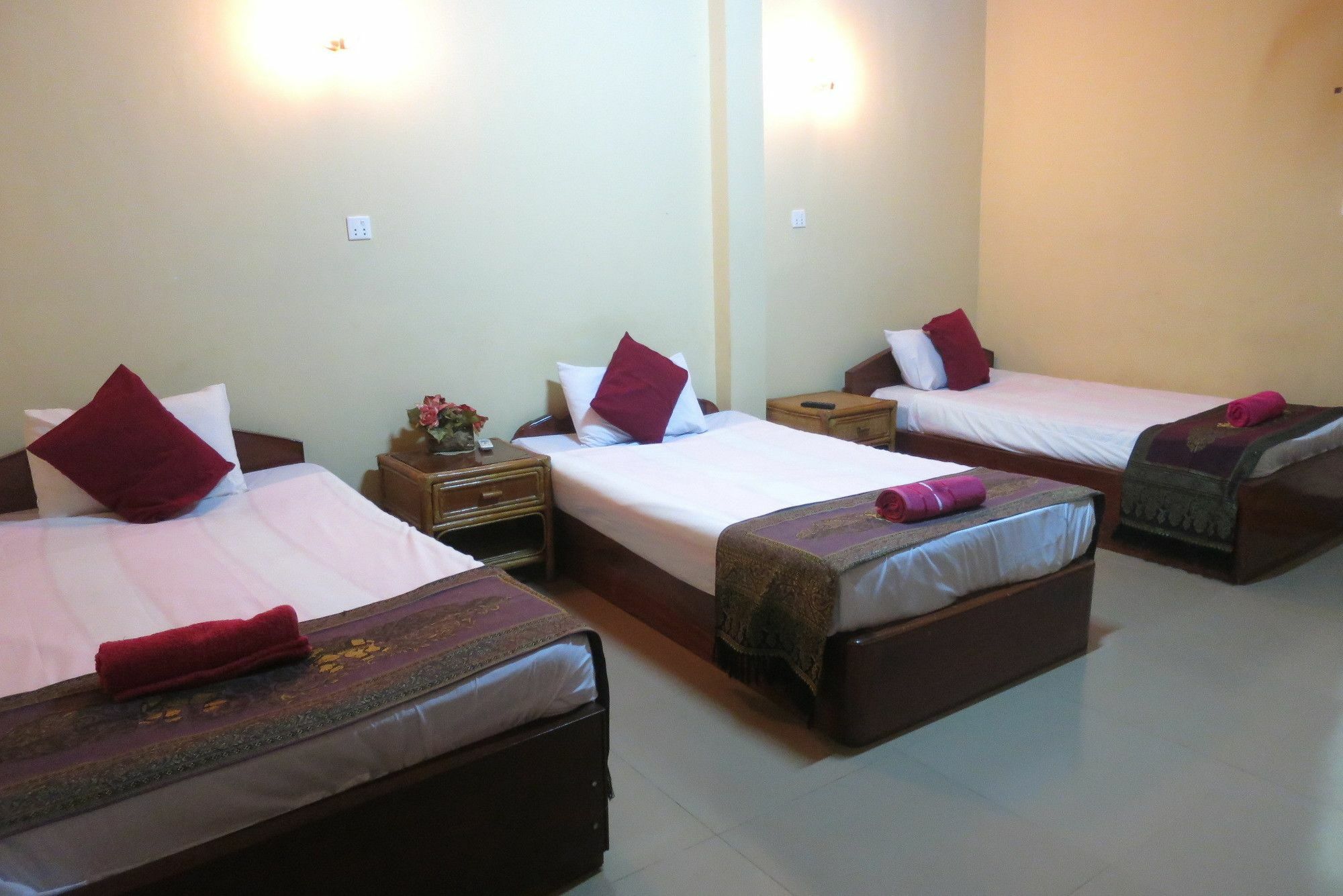 Kampot Guesthouse Bagian luar foto