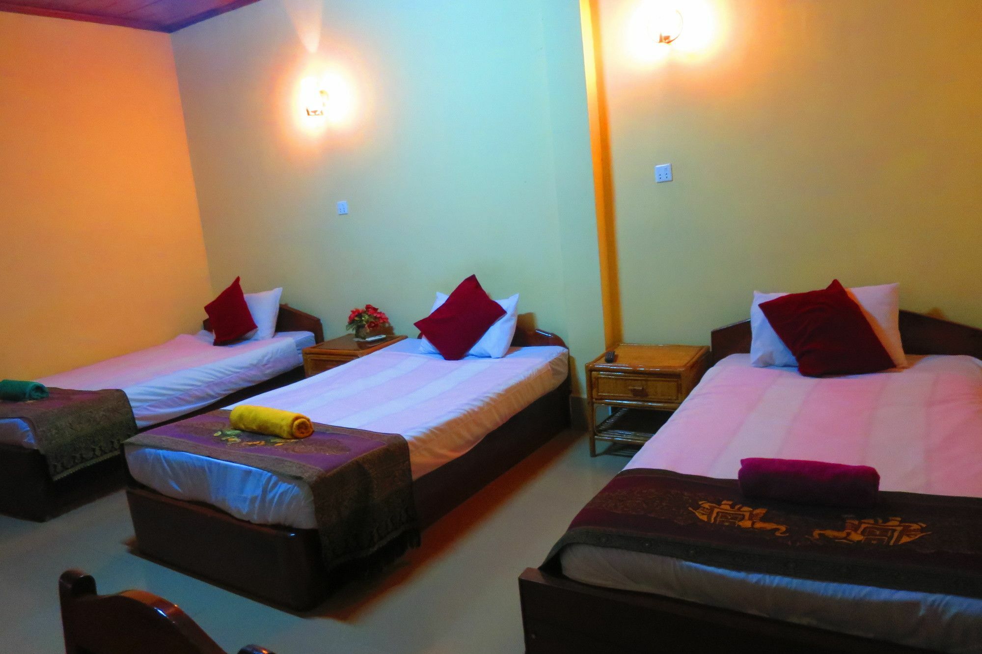 Kampot Guesthouse Bagian luar foto